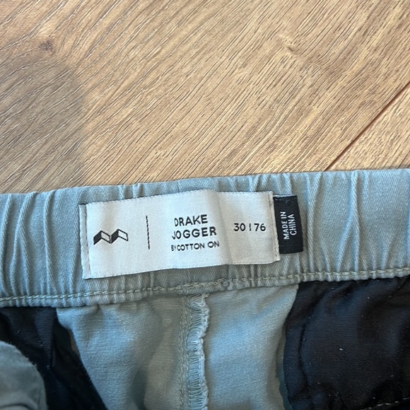 Men’s Cotton On drawstring pants size 30 - Picture 3 of 4